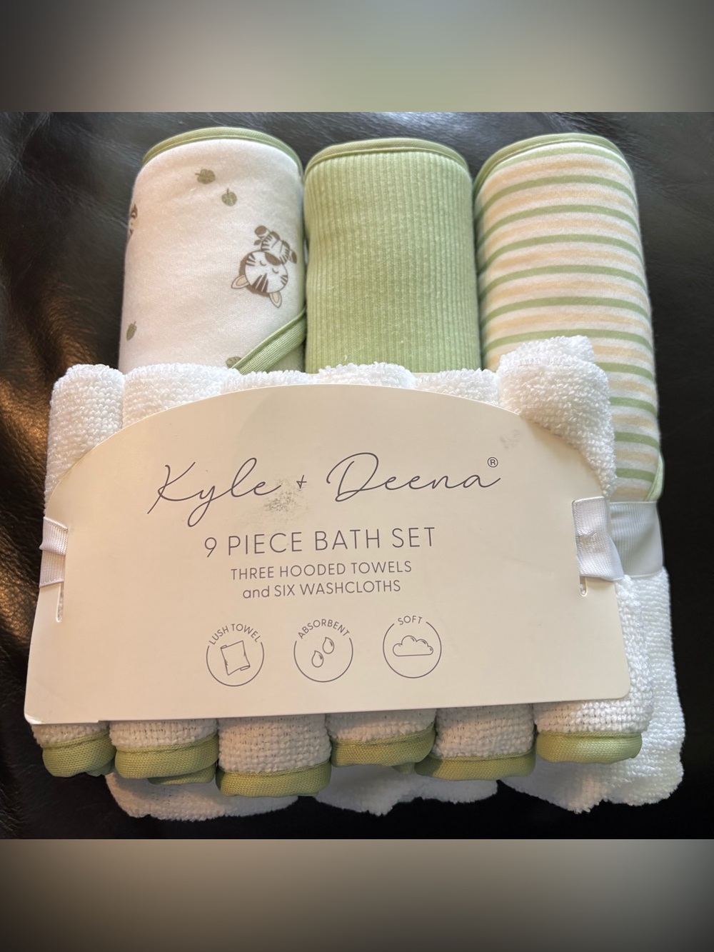 Kyle + Deena 9-Piece Baby Bath Set - Green & White